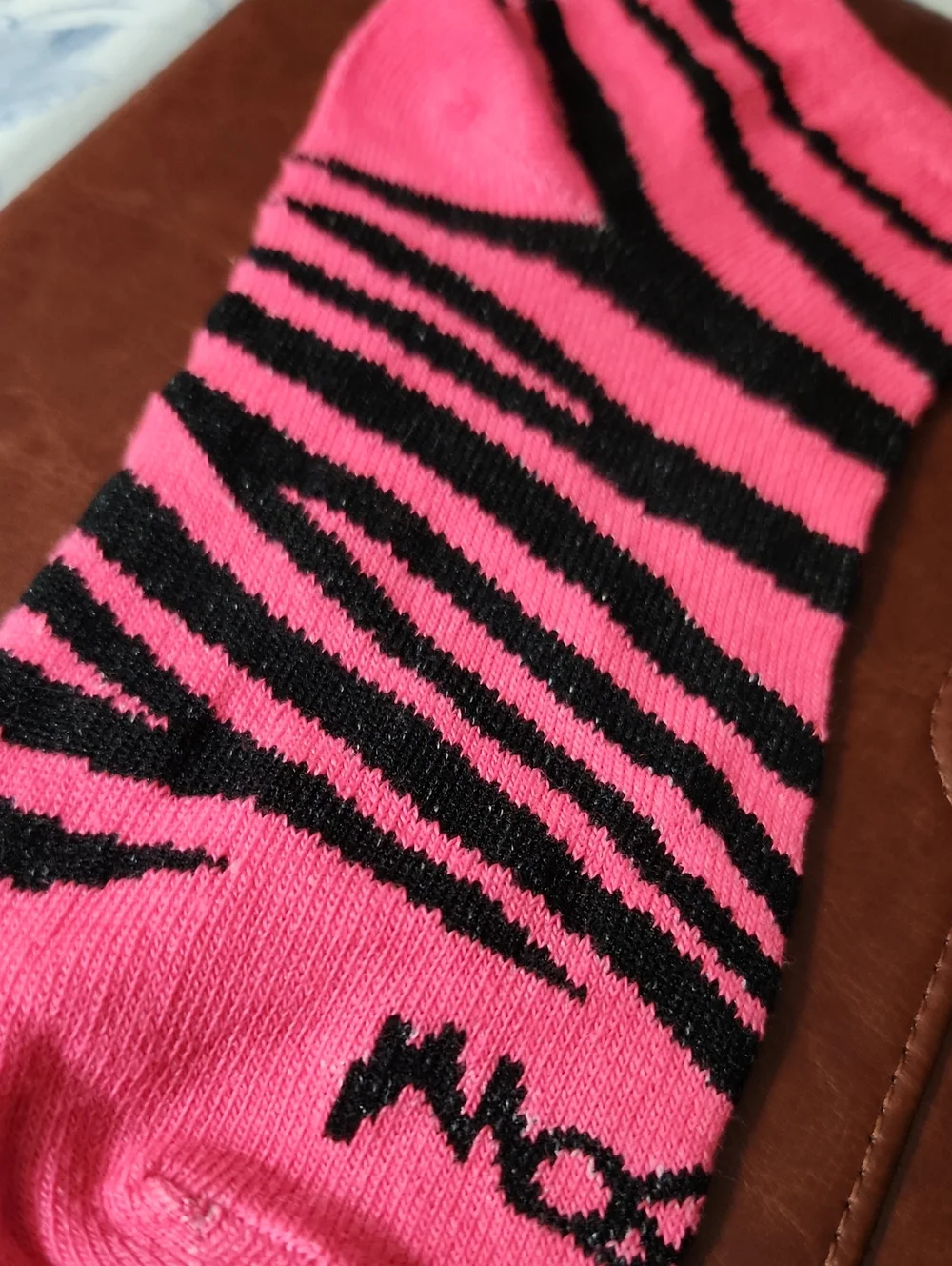 NWOT pink/black zebra print ankle socks, Mossimo